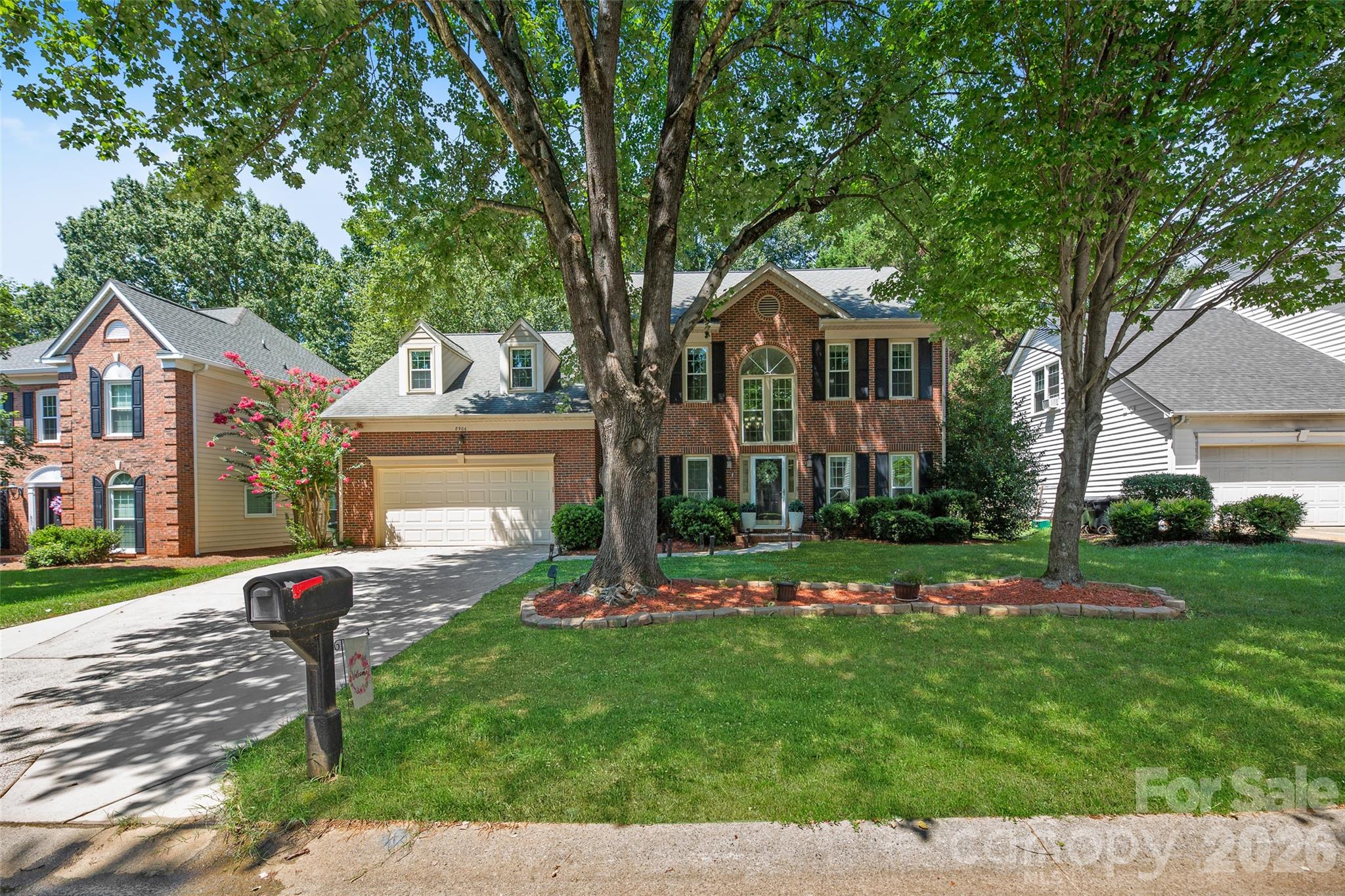 8906 Glade Court Huntersville, NC 28078 - Photo 2 of 45 Gallery Image 2