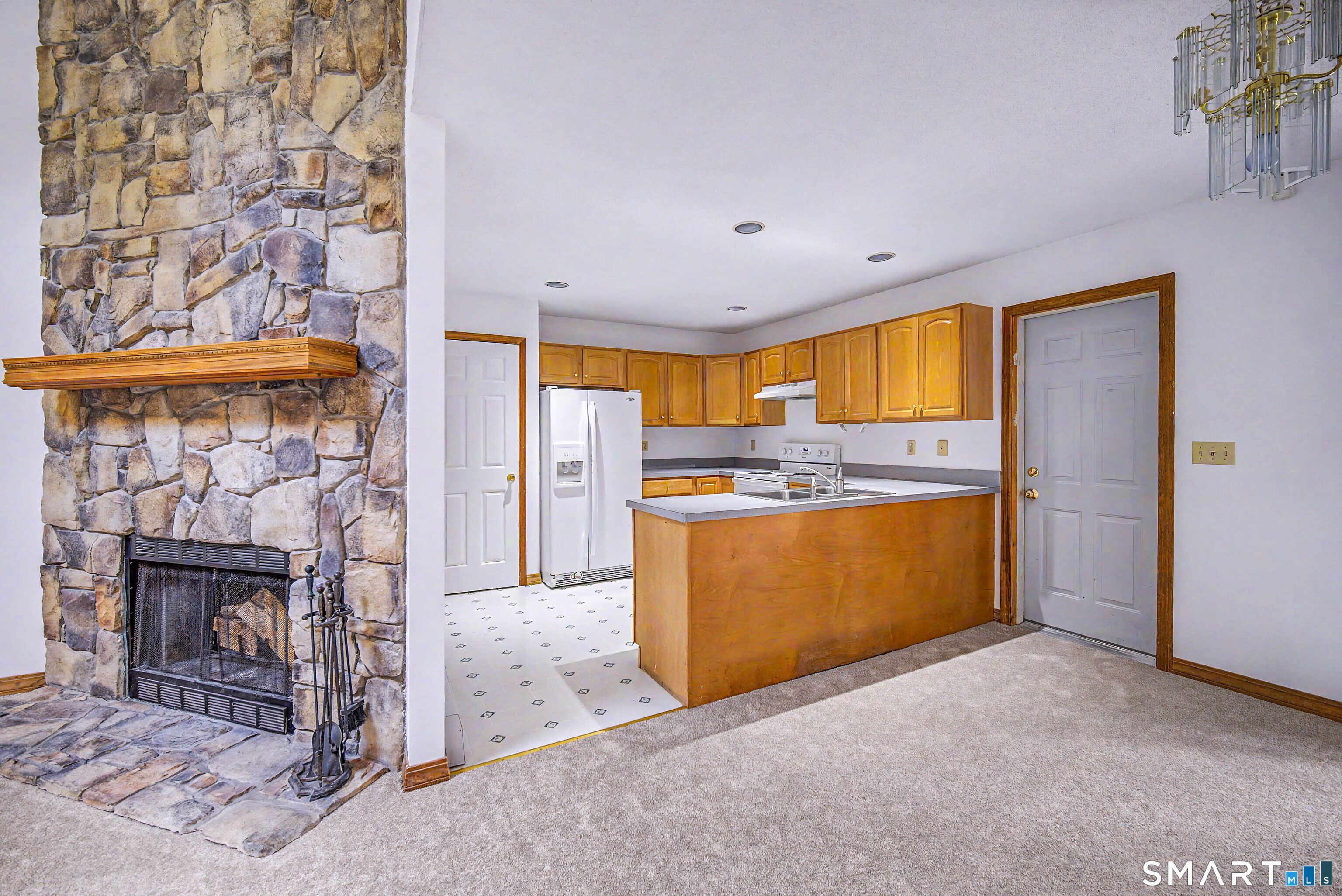 407 North Bear Hill Road Chaplin, CT 06235 - Photo 7 of 40 Gallery Image 7