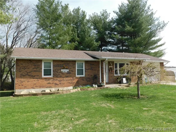 $189,900 | 116 Nichols Avenue, Salem, IN 47167