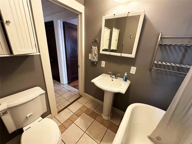 $254,900 | 1026 East 21st Avenue, Kansas City, MO 64116