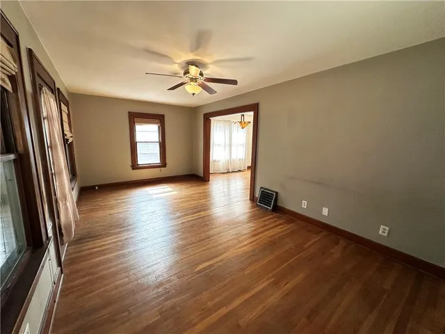 $254,900 | 1026 East 21st Avenue, Kansas City, MO 64116