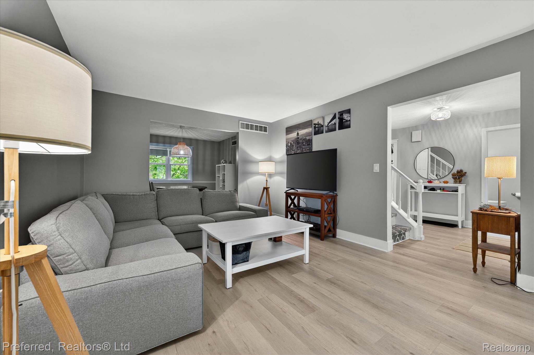 43751 Oakbrook Road Canton, MI 48187 - Photo 10 of 47 Living room