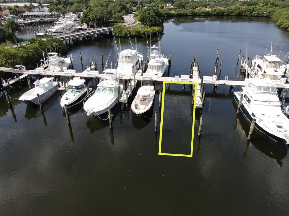 3232 Casseekey Island Road Jupiter, FL 33477 - Photo 1 of 8 4