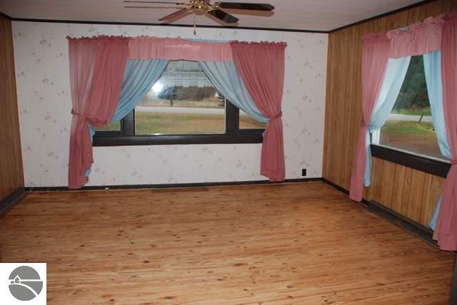 5718 South Lime Lake Road Cedar, MI 49621 - Photo 12 of 22 1732027-11.JPG