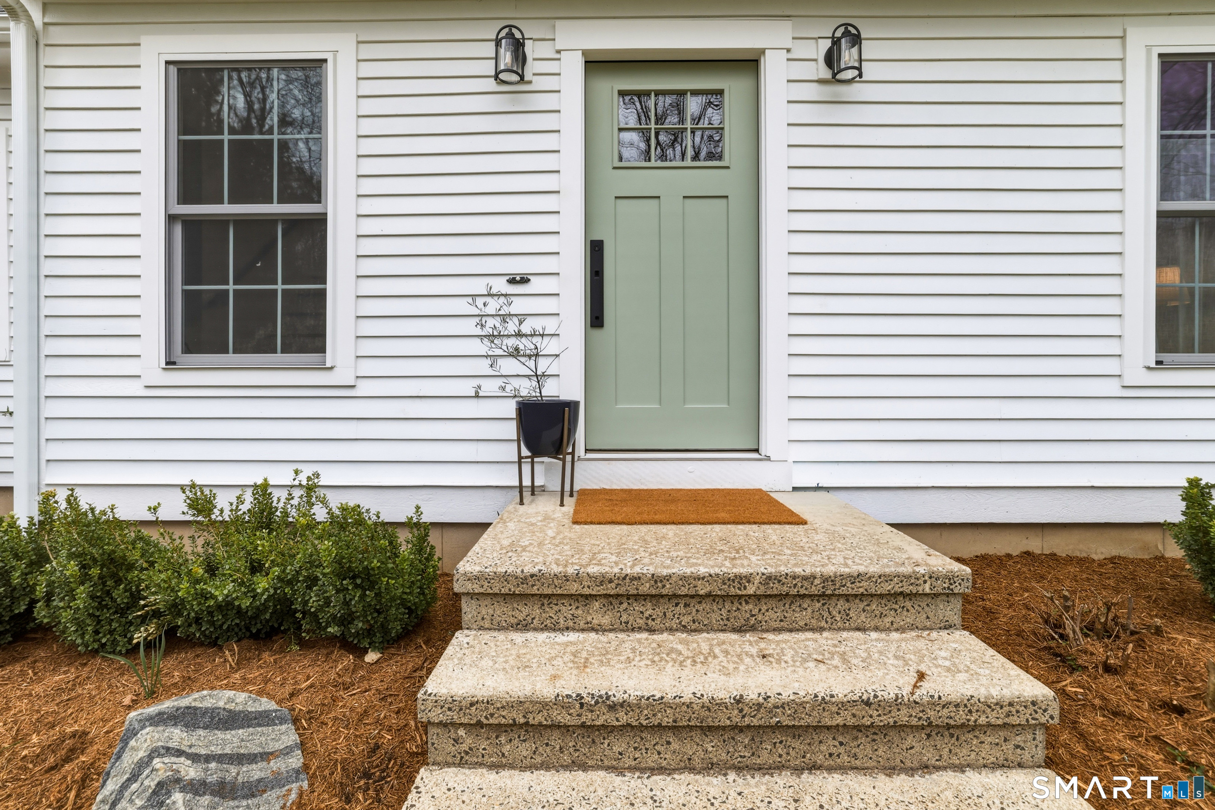 51 Sugar Loaf Road Guilford, CT 06437 - Photo 3 of 40 a backyard of a house