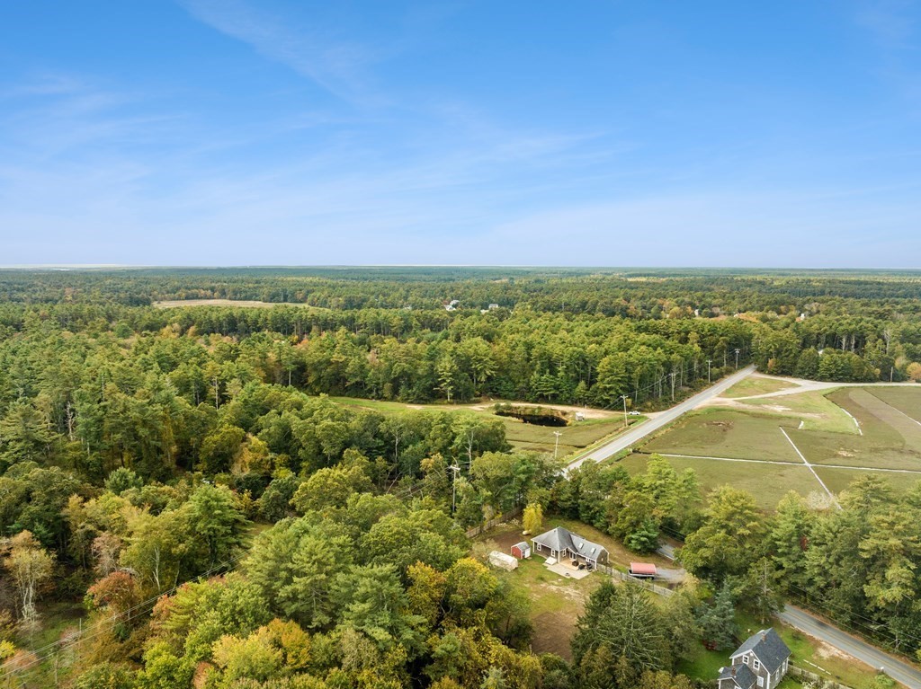 18 Pierceville Road Wareham, MA 02576 - Photo 24 of 29 a view of a city