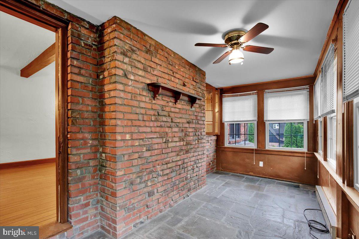 501 Sunset Road West Reading, PA 19611 - Photo 6 of 31 Gallery Image 6