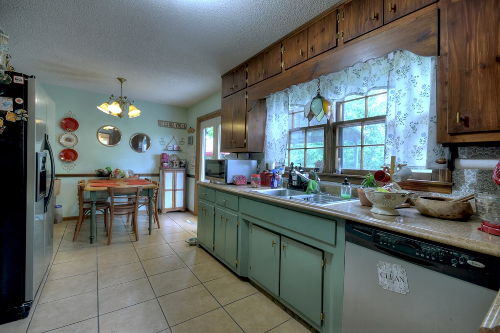 1359 Salem Road Mineral Bluff, GA 30559 - Photo 13 of 18 a kitchen with lots of counter top space