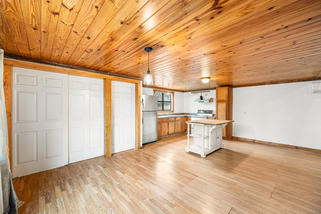 123 Birch Road Fredericksburg, TX 78624 - Photo 13 of 60