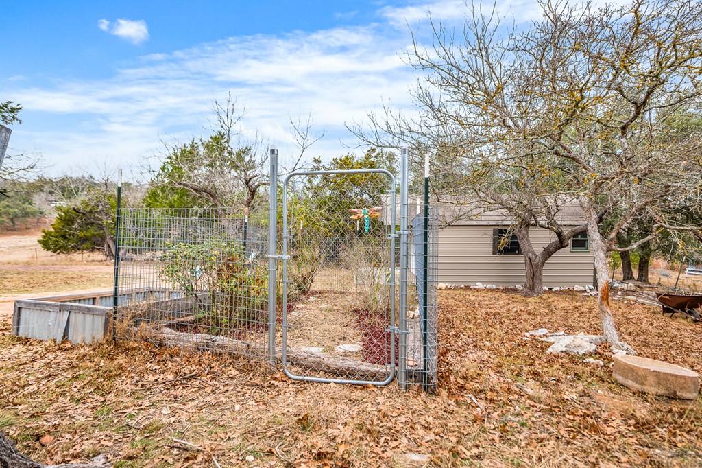 123 Birch Road Fredericksburg, TX 78624 - Photo 34 of 60