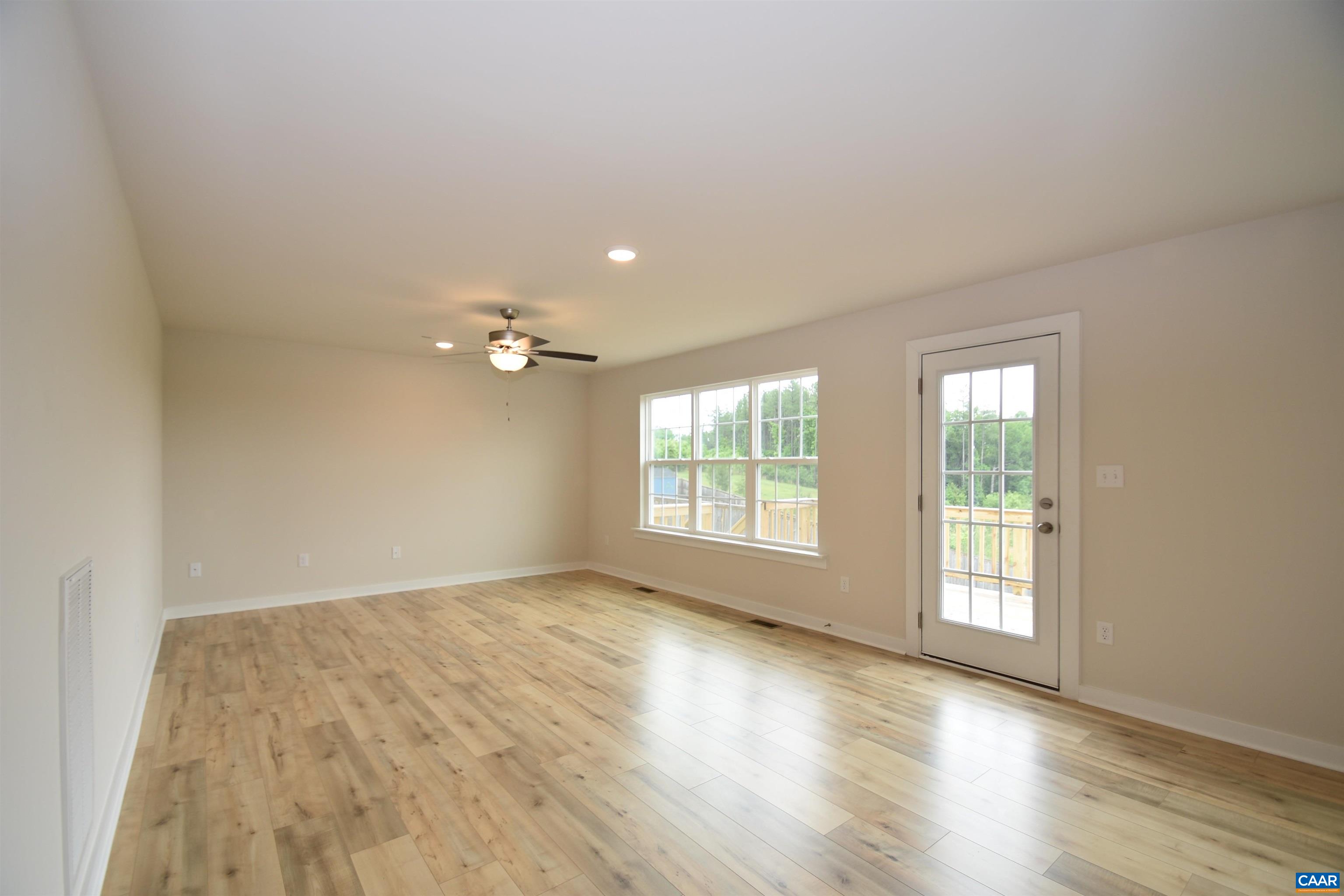 219 Riva Way Palmyra, VA 22963 - Photo 3 of 18 Gallery Image 3