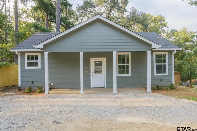 $210,000 | 17073 Hillside Drive, Flint, TX 75762