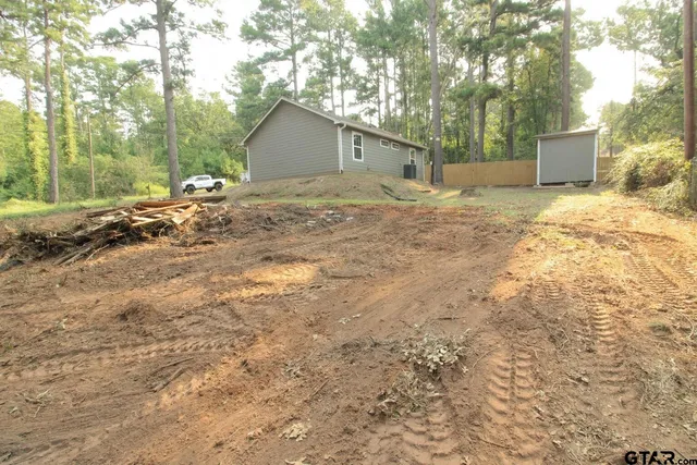 $199,999 | 17073 Hillside Drive, Flint, TX 75762