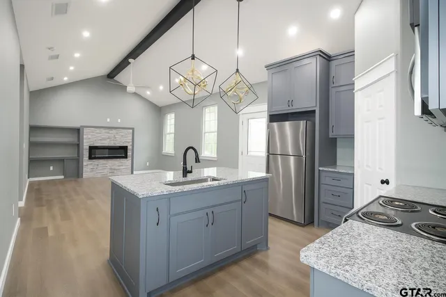 $199,999 | 17073 Hillside Drive, Flint, TX 75762