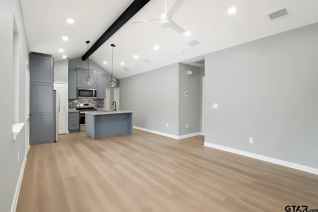 $199,999 | 17073 Hillside Drive, Flint, TX 75762