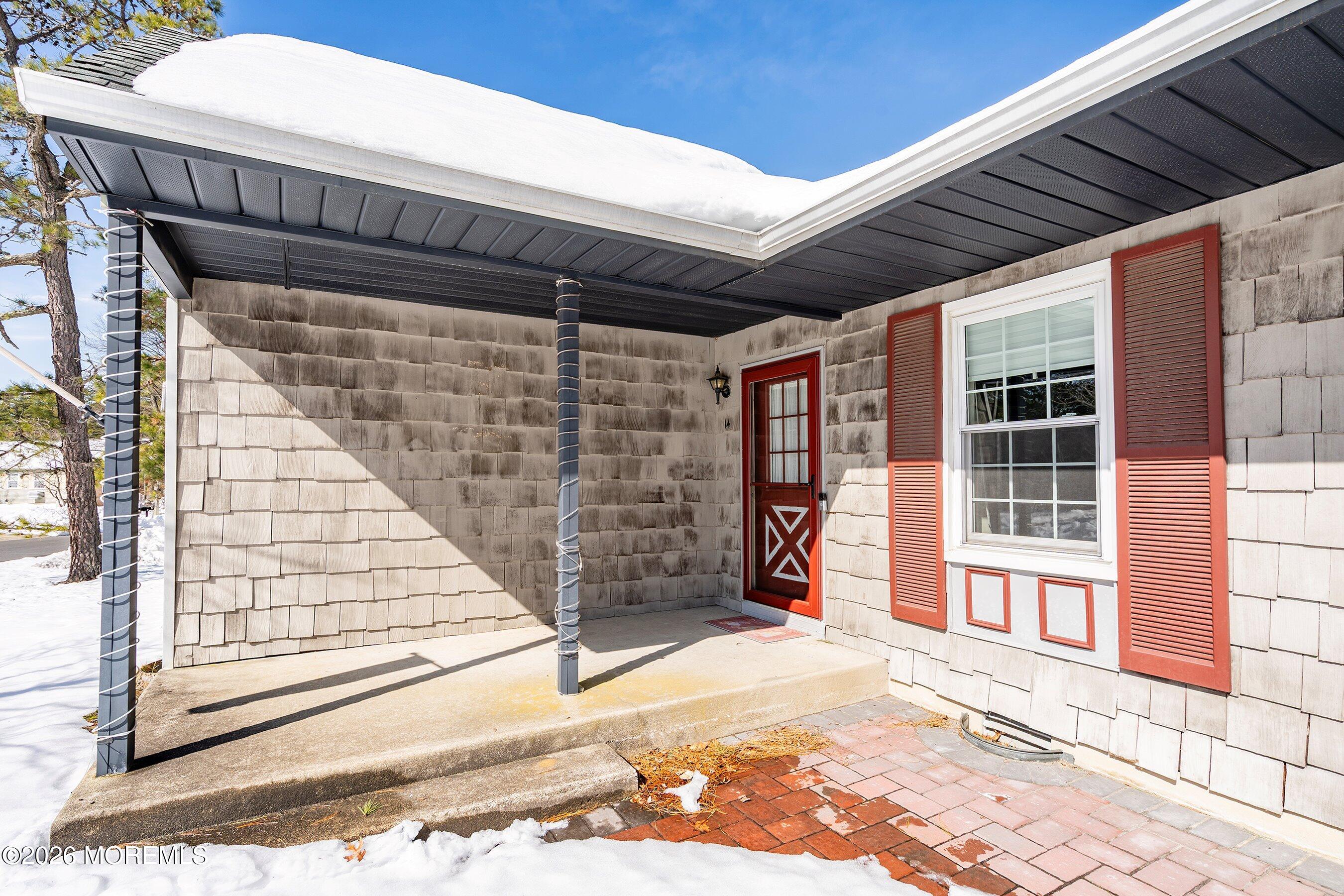 14 Medford Road, Unit 61 Whiting, NJ 08759 - Photo 5 of 36 06-Front Entrance