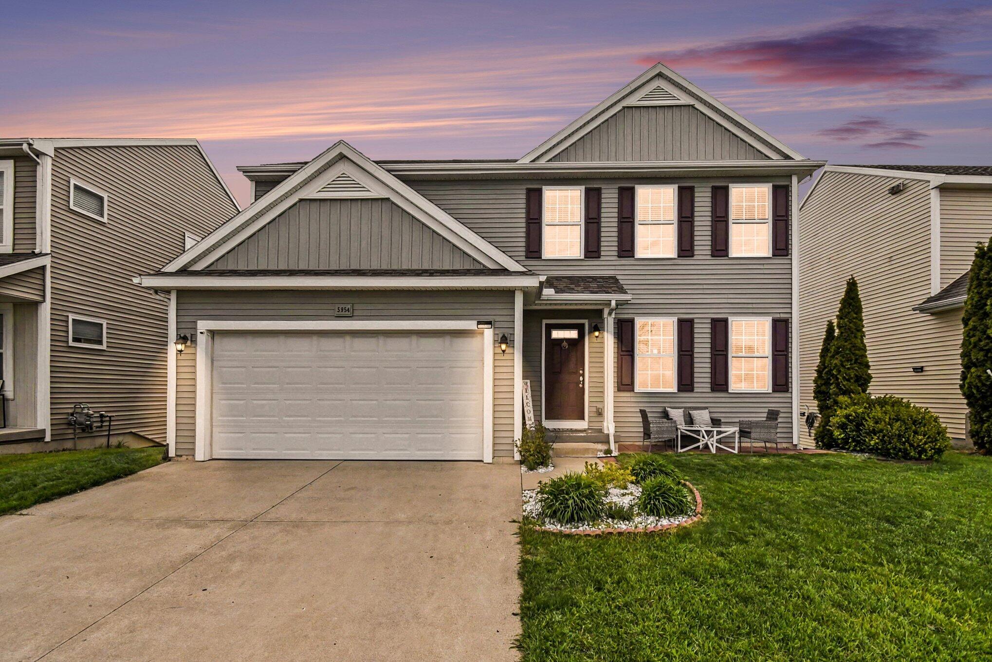 5954 Sable Ridge Drive Southeast Kentwood, MI 49508 - Photo 2 of 19 IMG_1097 (1)