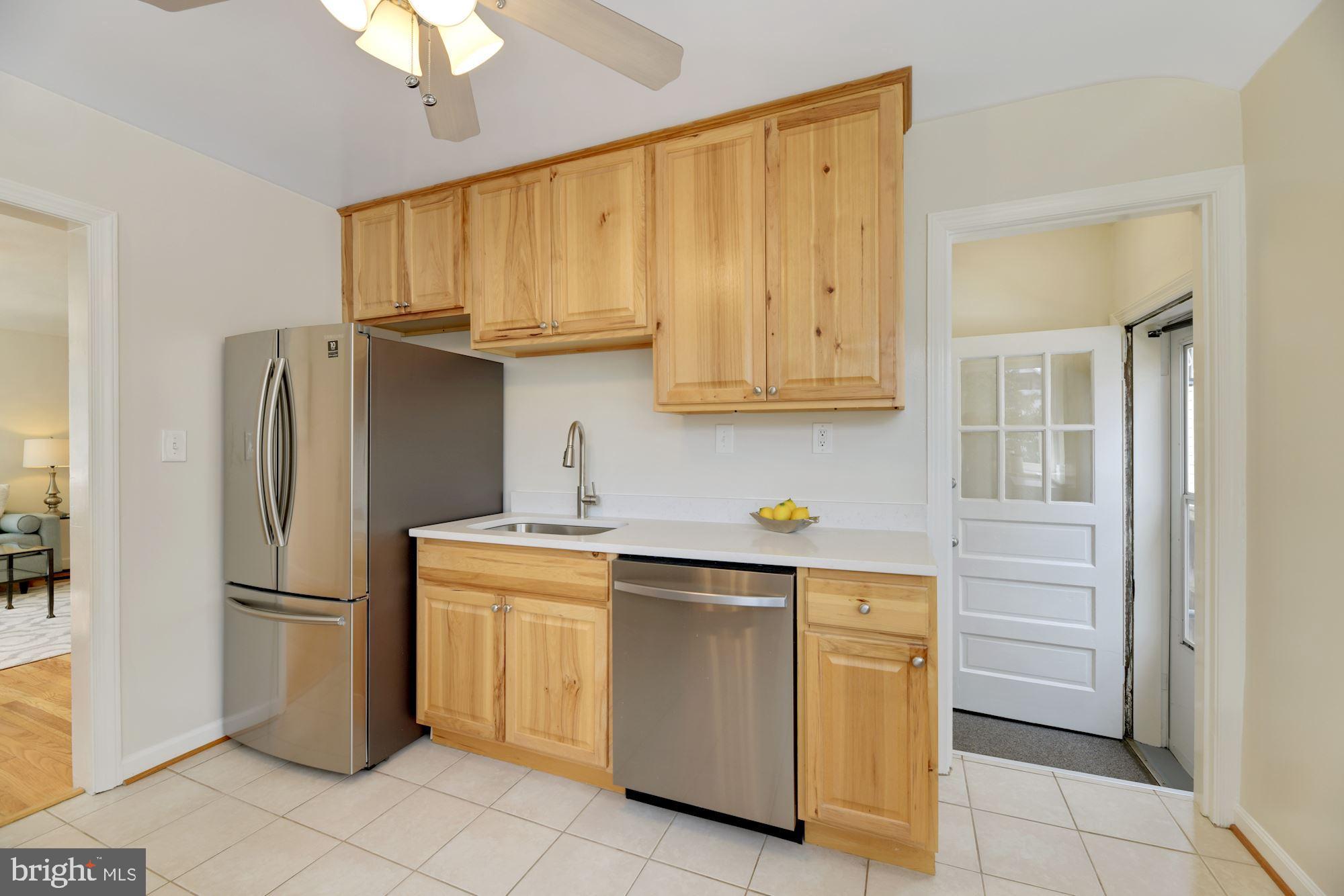 1210 North Stuart Street Arlington, VA 22201 - Photo 9 of 31