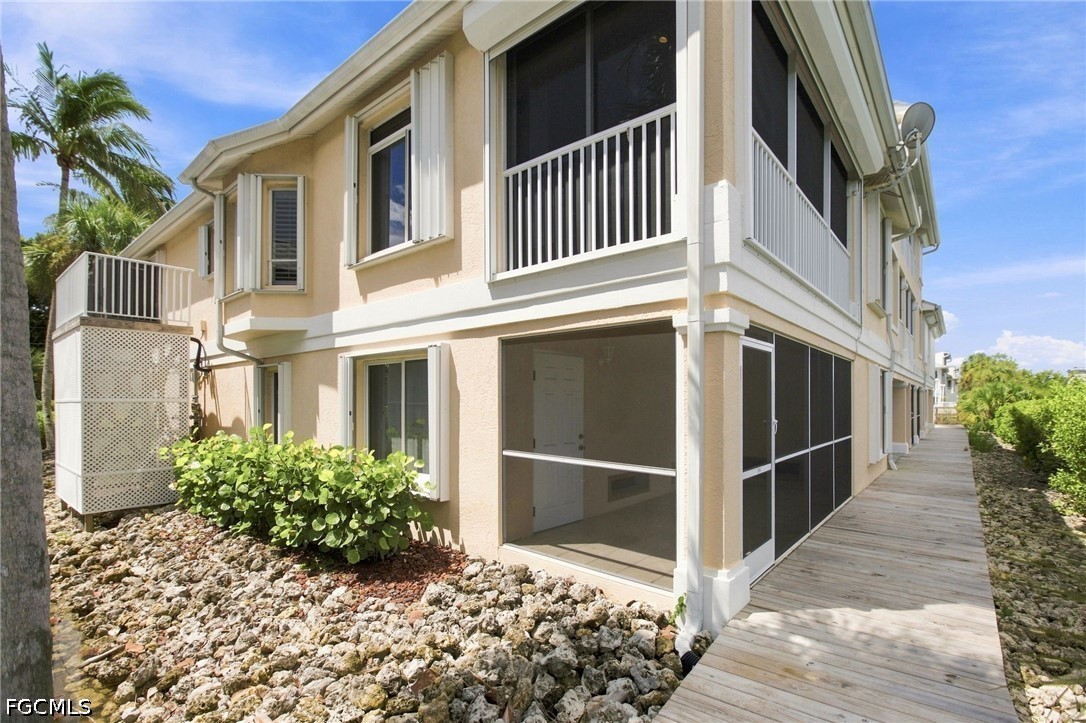 271 Lenell Road, Unit 4 Fort Myers Beach, FL 33931 - Photo 28 of 44 Gallery Image 28