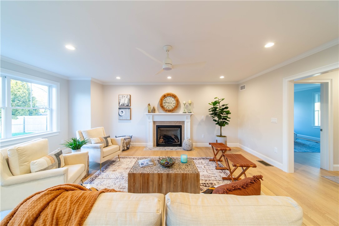 100 Primrose Drive Warwick, RI 02818 - Photo 12 of 44