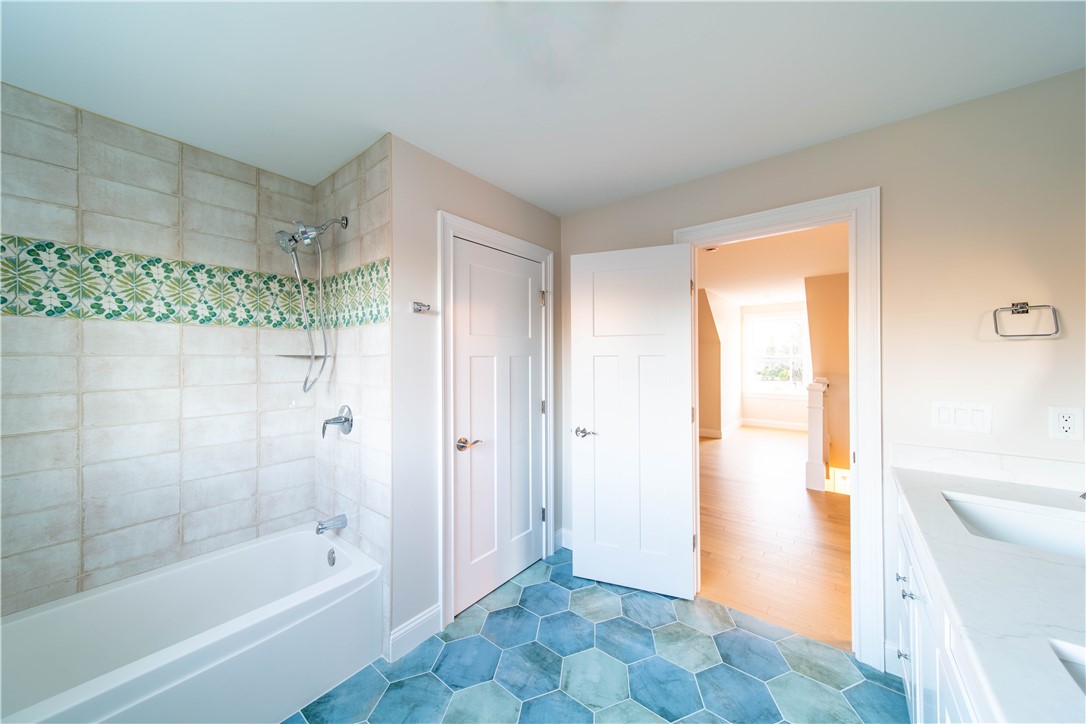 100 Primrose Drive Warwick, RI 02818 - Photo 25 of 44