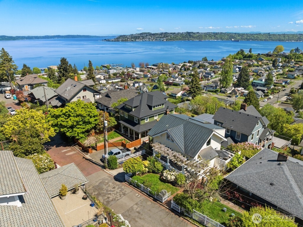 75 East Road Tacoma, WA 98406 - Photo 3 of 38