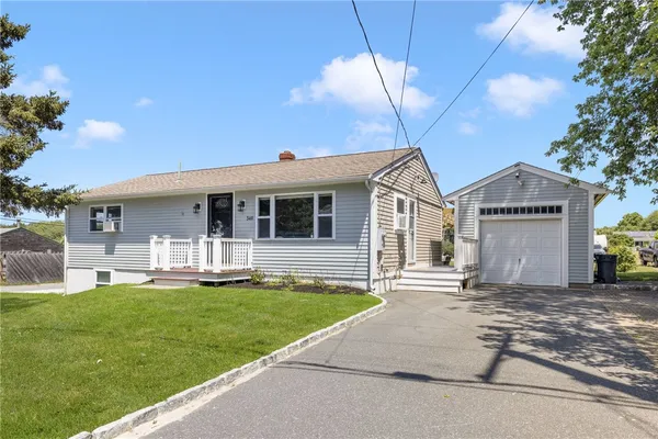$3,800 | 340 Old Mill Lane, Portsmouth, RI 02871