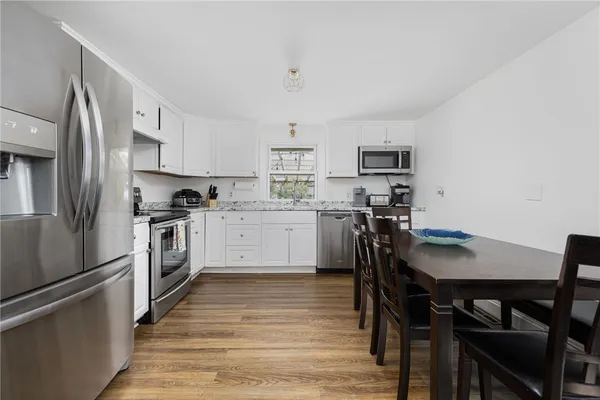 $3,800 | 340 Old Mill Lane, Portsmouth, RI 02871