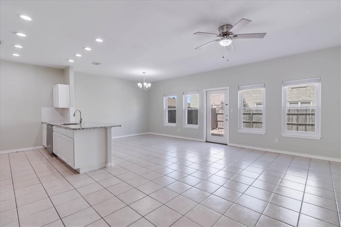 15513 Palmira Avenue, Unit B Corpus Christi, TX 78418 - Photo 11 of 39