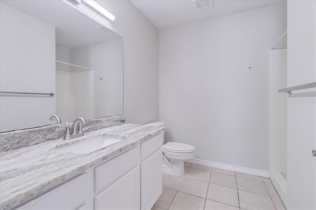 15513 Palmira Avenue, Unit B Corpus Christi, TX 78418 - Photo 27 of 39