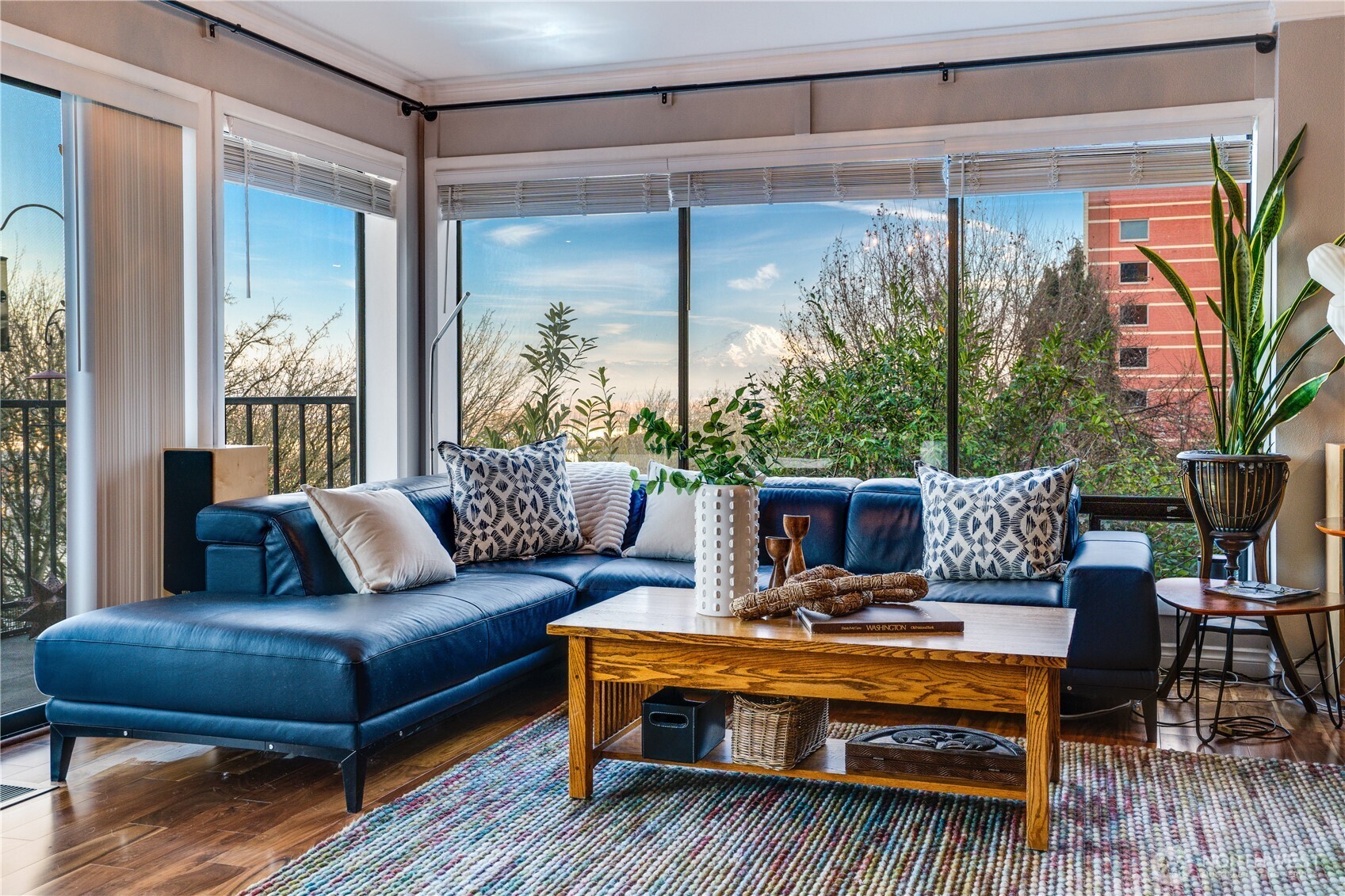 35 Broadway, Unit 1 Tacoma, WA 98402 - Photo 5 of 34