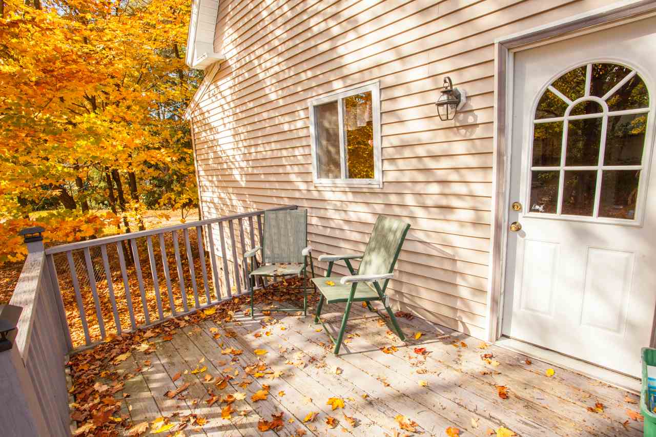 18 Autumn Street Rochester, NH 03868 - Photo 8 of 31