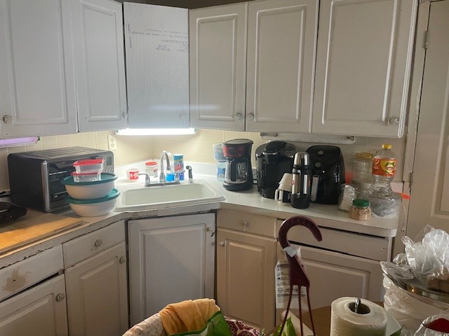 36 Sterling Street Rochester, NY 14606 - Photo 4 of 39