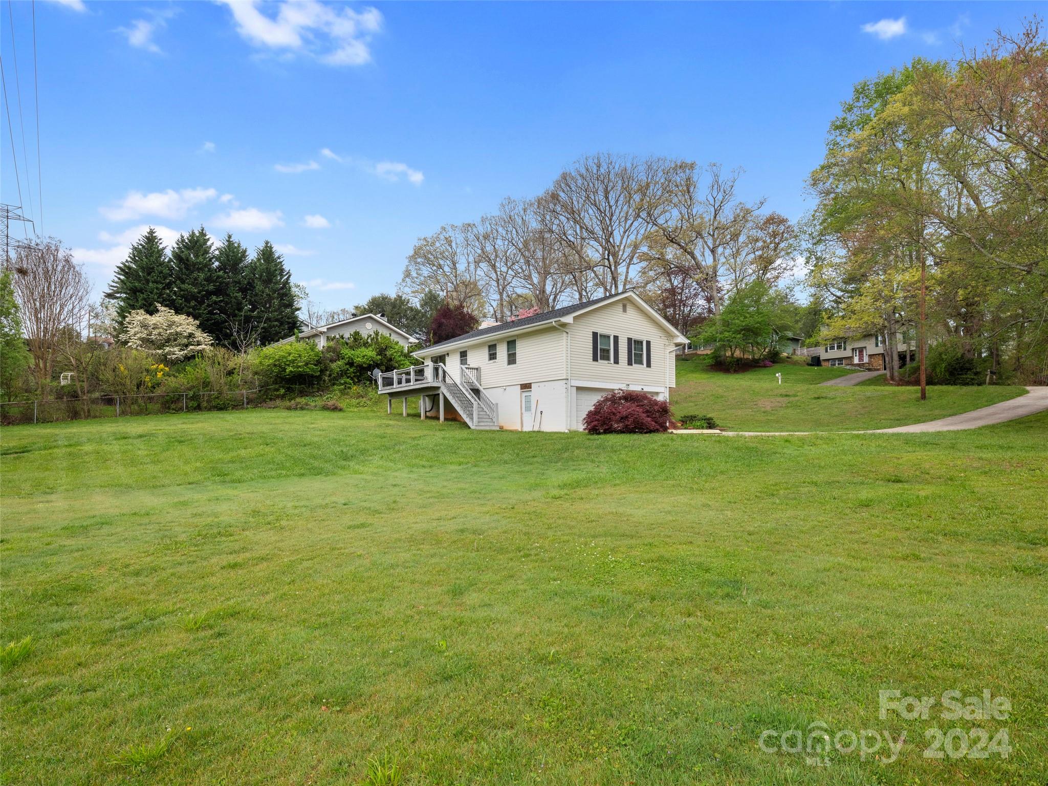 12 Woodfield Road Arden, NC 28704 - Photo 22 of 26 Gallery Image 22