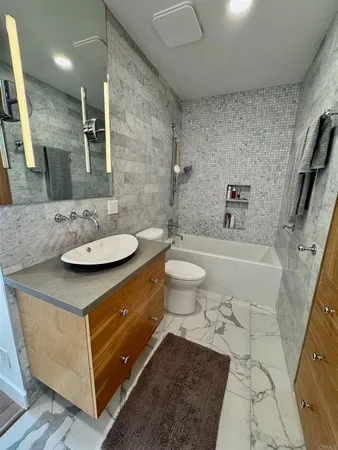 $14,500 | 424 Stratford Court, Unit A32, Del Mar, CA 92014