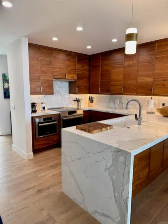 $14,500 | 424 Stratford Court, Unit A32, Del Mar, CA 92014