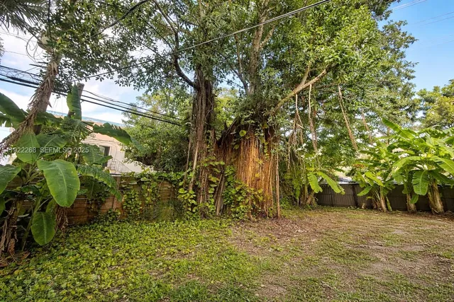 $2,395 | 1523 Northeast 110th Terrace, Unit 1525, Miami, FL 33181