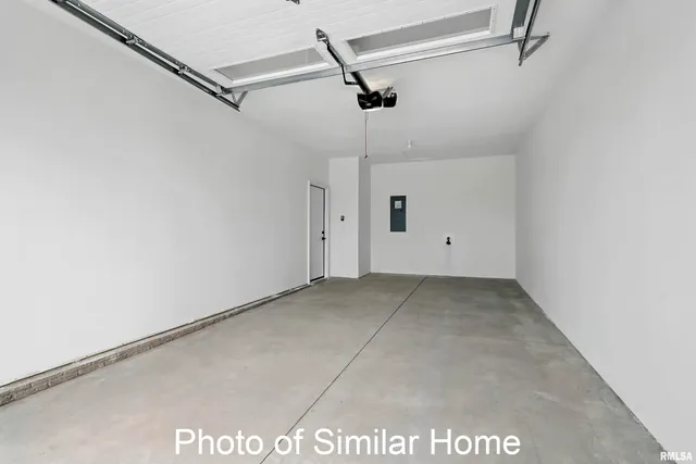 $242,031 | 553 North 4th Avenue, Eldridge, IA 52748