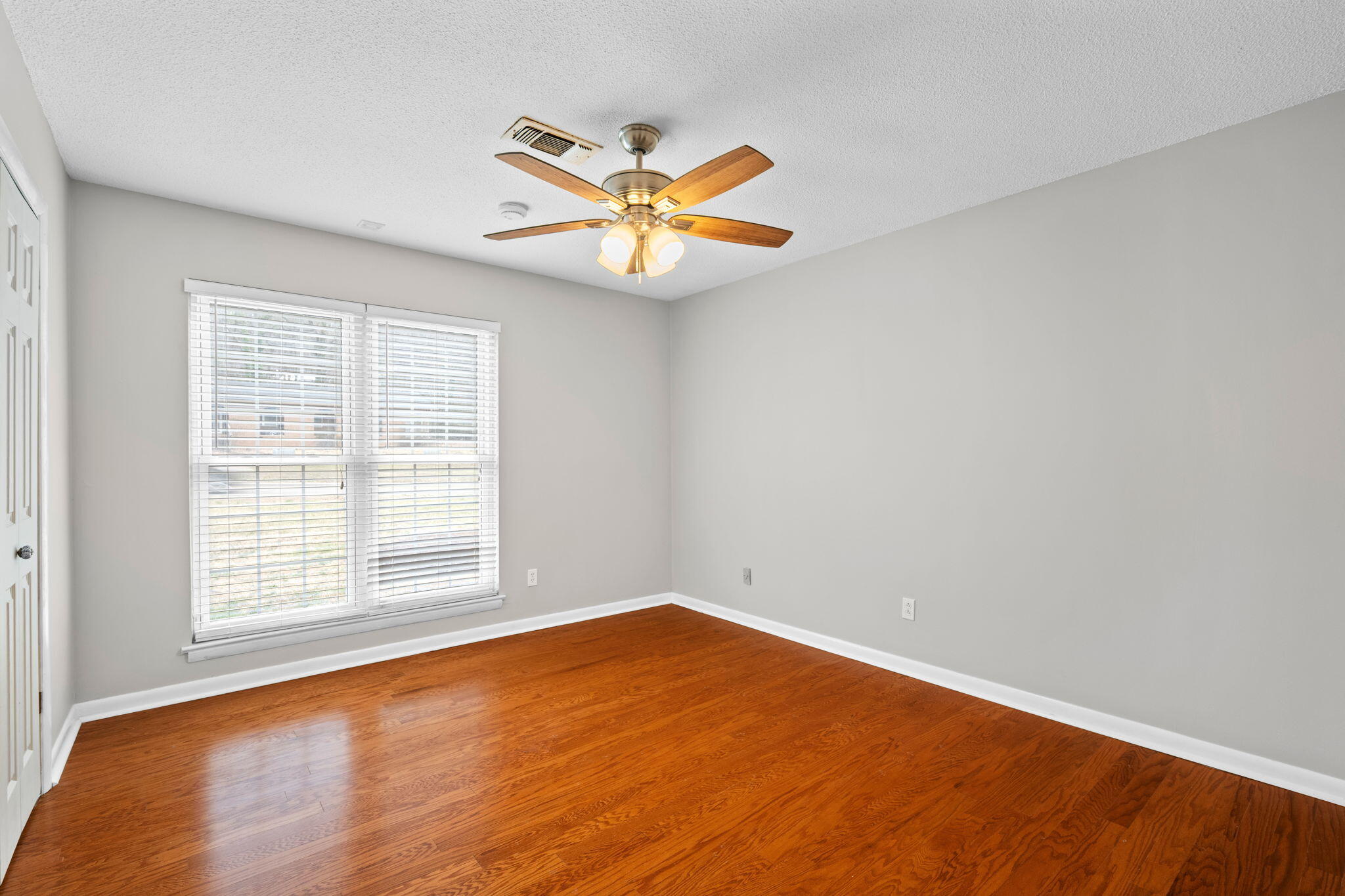 2009 Morris Hill Road Chattanooga, TN 37421 - Photo 23 of 30 12-web-or-mls-DSC_0155