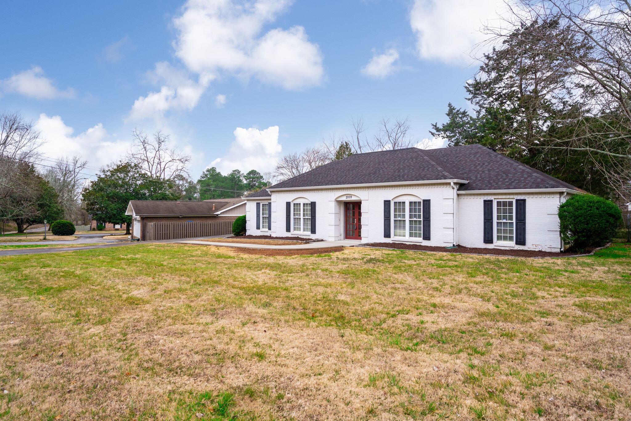 2009 Morris Hill Road Chattanooga, TN 37421 - Photo 4 of 30 4-web-or-mls-DSC_0130