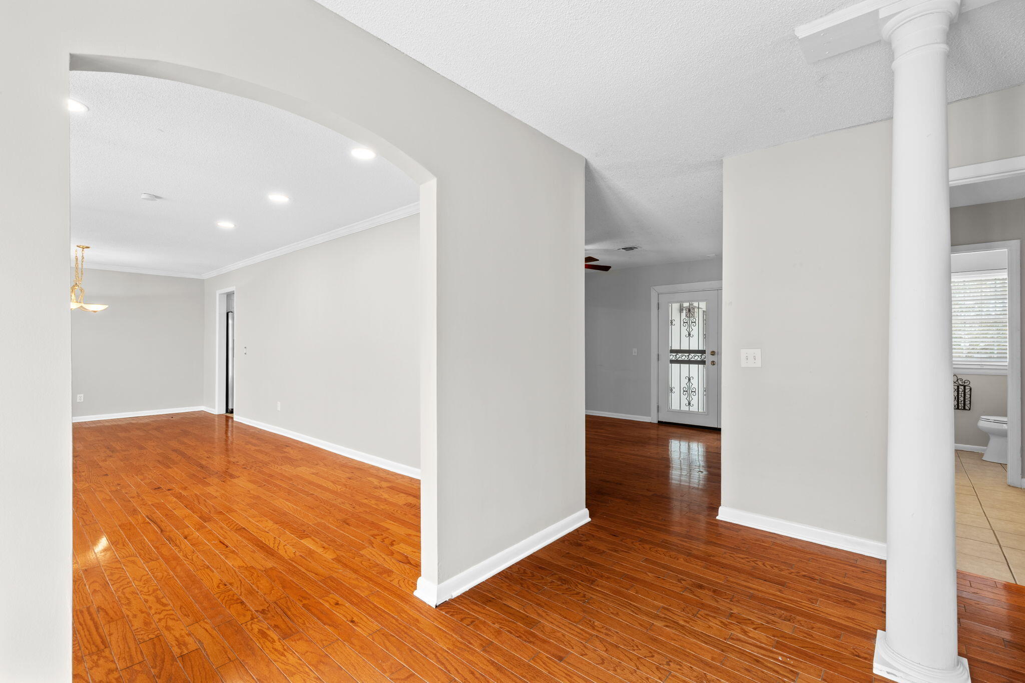 2009 Morris Hill Road Chattanooga, TN 37421 - Photo 6 of 30 16-web-or-mls-DSC_0167