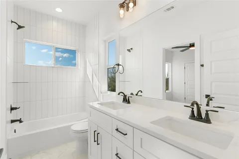 $364,423 | 105 Carmen Cove, Burnet, TX 78611