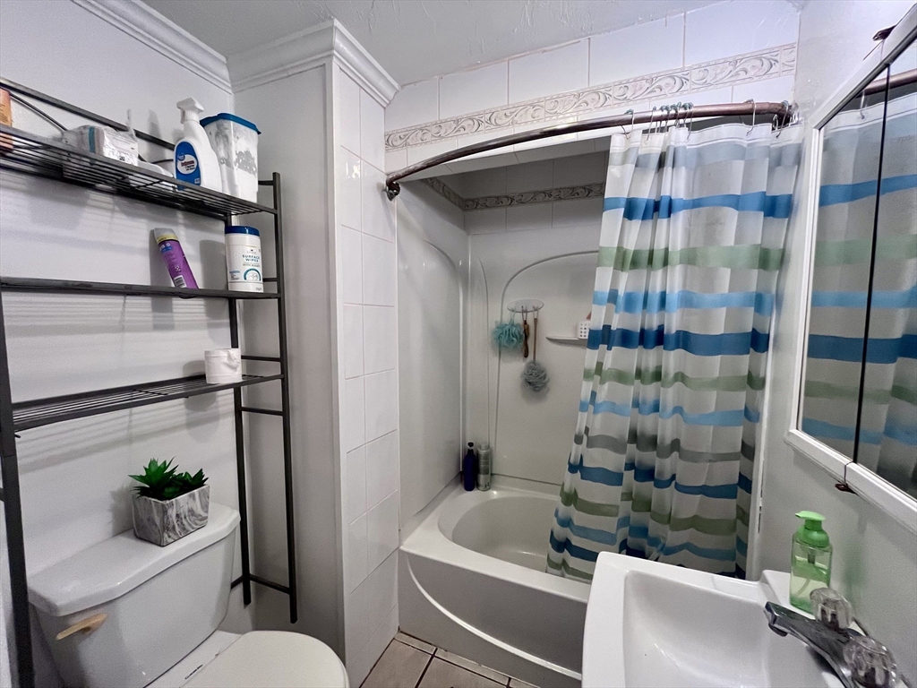 97 Pleasant Street Clinton, MA 01510 - Photo 14 of 30