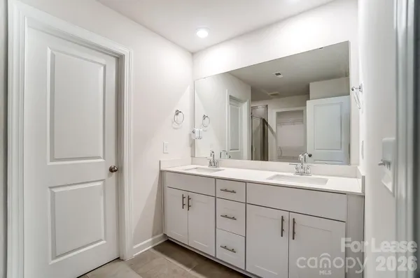 $2,400 | 3026 Lisburn Street, Charlotte, NC 28227