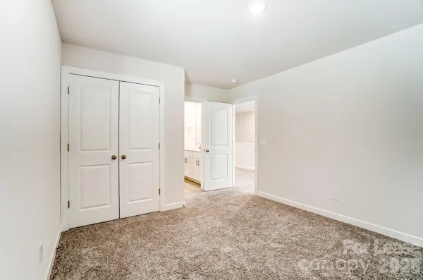 $2,400 | 3026 Lisburn Street, Charlotte, NC 28227