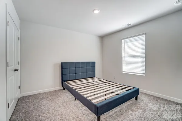 $2,400 | 3026 Lisburn Street, Charlotte, NC 28227