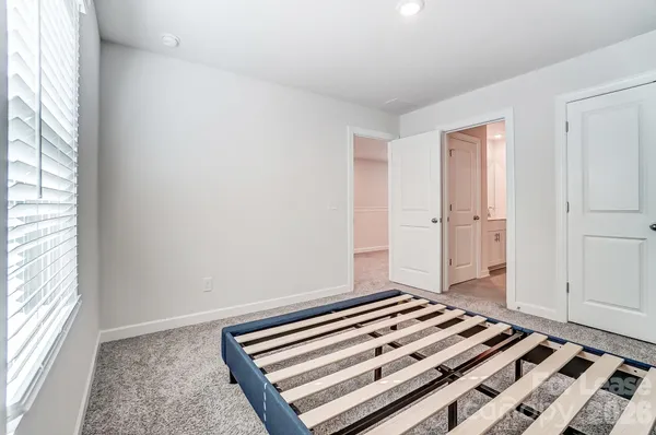 $2,400 | 3026 Lisburn Street, Charlotte, NC 28227