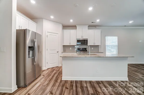 $2,400 | 3026 Lisburn Street, Charlotte, NC 28227