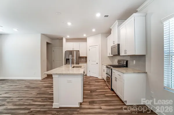 $2,400 | 3026 Lisburn Street, Charlotte, NC 28227