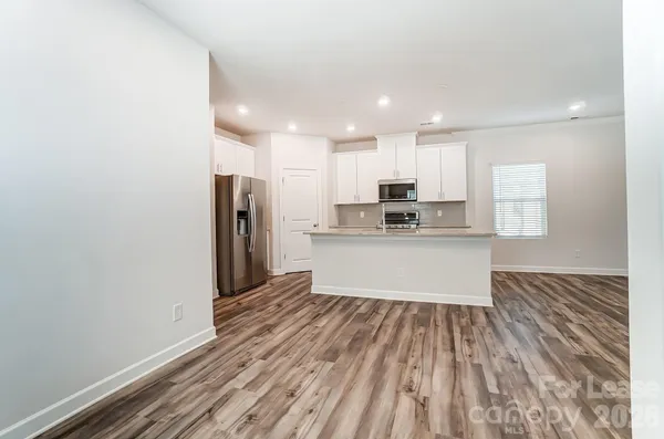 $2,400 | 3026 Lisburn Street, Charlotte, NC 28227